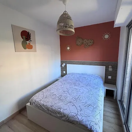 Avec Terrasse شقة *