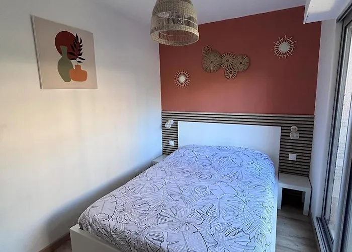 Avec Terrasse Apartament *